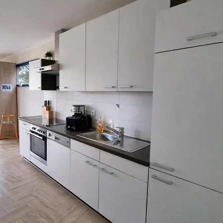 Apartment Rugia - Großer Garten, Hunde Willkommen *